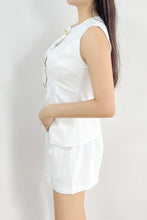 Load image into Gallery viewer, Button Luxe Vest