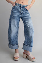Load image into Gallery viewer, Cali Roll Jeans
