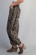 Load image into Gallery viewer, Soho Leopard Pants