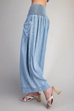 Load image into Gallery viewer, Harbor Chambray Pants