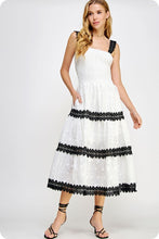 Load image into Gallery viewer, Lace Horizon Midi Dress