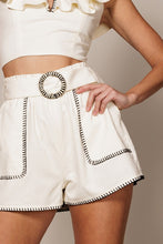 Load image into Gallery viewer, Capri Contrast Shorts