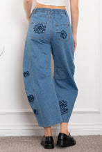 Load image into Gallery viewer, Dark Petal Barrel