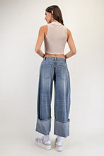 Load image into Gallery viewer, Weekend Flare Jeans