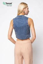 Load image into Gallery viewer, Tencel Trim Vest