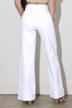 Load image into Gallery viewer, Artic Flare Jeans
