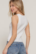 Load image into Gallery viewer, Basic Bow Tank