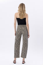 Load image into Gallery viewer, Wild Orbit Jeans