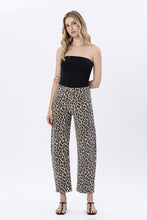 Load image into Gallery viewer, Wild Orbit Jeans