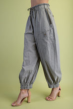 Load image into Gallery viewer, Olive Dune Parachute Pants