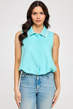 Load image into Gallery viewer, Crisp Collar Top