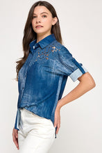 Load image into Gallery viewer, Blue Carved Top