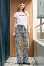 Load image into Gallery viewer, WildCore Jeans