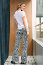 Load image into Gallery viewer, WildCore Jeans