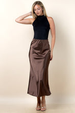 Load image into Gallery viewer, Café Satin Skirt