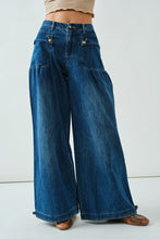 Load image into Gallery viewer, Cool Girl Jeans