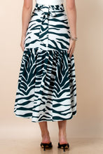 Load image into Gallery viewer, Zebra Verde Wrap