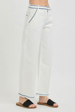 Load image into Gallery viewer, Blue Stitch Barrel