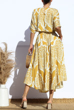 Load image into Gallery viewer, Golden Baroque Set