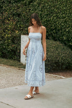 Load image into Gallery viewer, StarLure Midi Dress