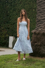 Load image into Gallery viewer, StarLure Midi Dress