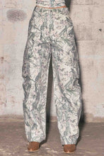 Load image into Gallery viewer, Camo Glitter Barrel