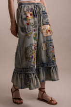 Load image into Gallery viewer, Patchwork Soul Jeans