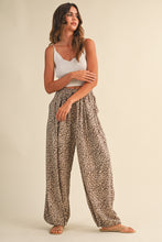 Load image into Gallery viewer, Wild Puff Pants
