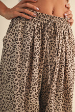 Load image into Gallery viewer, Wild Puff Pants