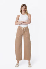 Load image into Gallery viewer, Sahara Barrel Jeans