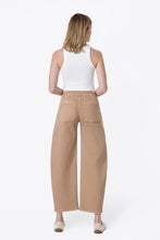 Load image into Gallery viewer, Sahara Barrel Jeans