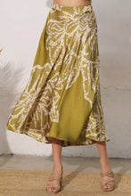 Load image into Gallery viewer, Avocado Garden Skirt