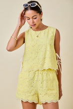Load image into Gallery viewer, Limoncello Eyelet Set