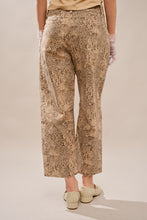 Load image into Gallery viewer, Snake Desert Barrel