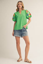 Load image into Gallery viewer, Petal Gallery Top