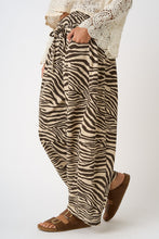 Load image into Gallery viewer, Choco Zebra Pants