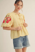 Load image into Gallery viewer, Butterfield Tie Top