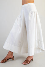 Load image into Gallery viewer, Ivory Avenue Culottes