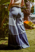 Load image into Gallery viewer, Boho Fade Flare Jeans