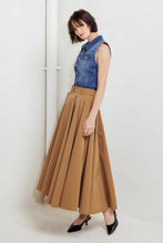 Load image into Gallery viewer, Caramel Circle Skirt