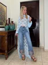 Load image into Gallery viewer, Pastel Lace Tunic