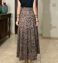 Load image into Gallery viewer, Wild Sweep Wrap