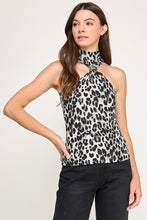 Load image into Gallery viewer, Wild Grey Ring Top