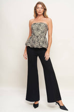 Load image into Gallery viewer, Rosette Peplum Top