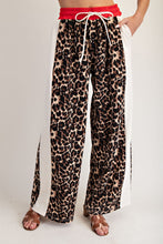 Load image into Gallery viewer, Runway Prowl Pants