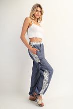 Load image into Gallery viewer, Flora Lane Pants