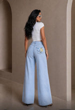 Load image into Gallery viewer, Villa Fiori Jeans