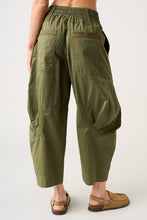 Load image into Gallery viewer, Olive Parachute Pants