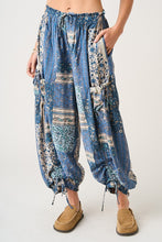 Load image into Gallery viewer, Indigo Mosaic Balloon Pant