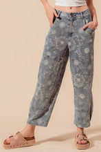Load image into Gallery viewer, Flora Fade Denim